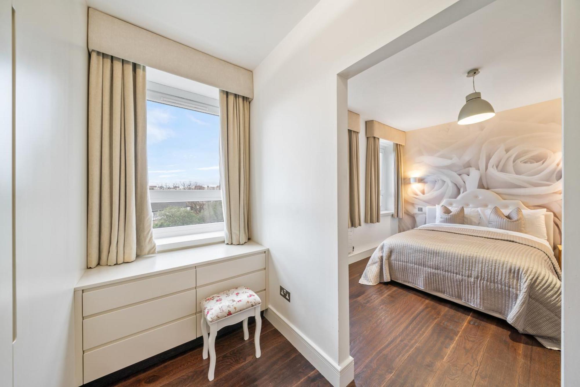 Relax, Play And Work In London Apartment ภายนอก รูปภาพ