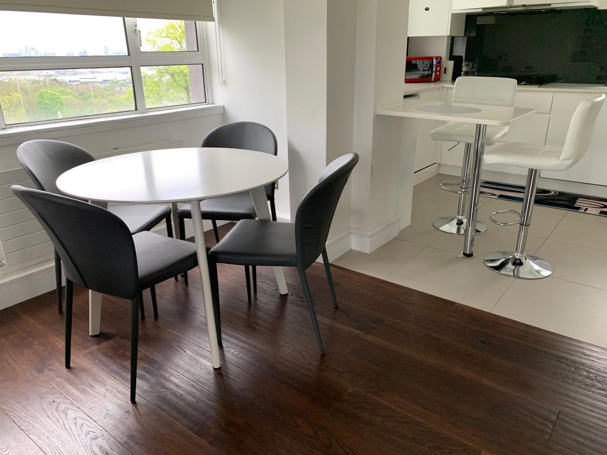 Relax, Play And Work In London Apartment ภายนอก รูปภาพ